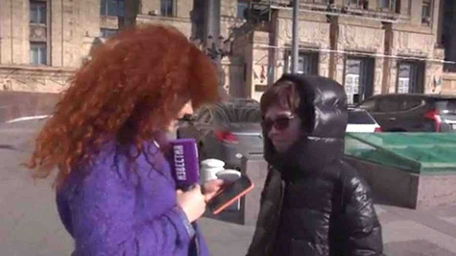 Россияне оценили стихи Лаврова
