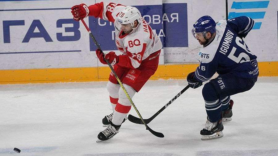 «Динамо» обыграло «Спартак» в первом матче серии плей-офф КХЛ
