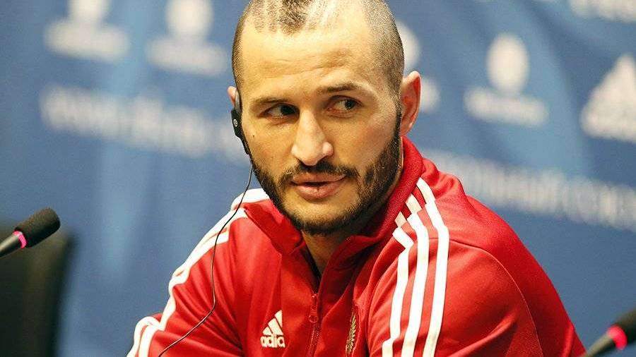 Футболист сборной России рассказал о мерах по борьбе с коронавирусом в Турции
