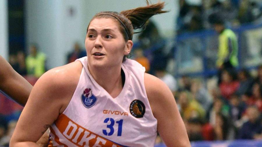 Баскетболистка Стефани Долсон заболела коронавирусом