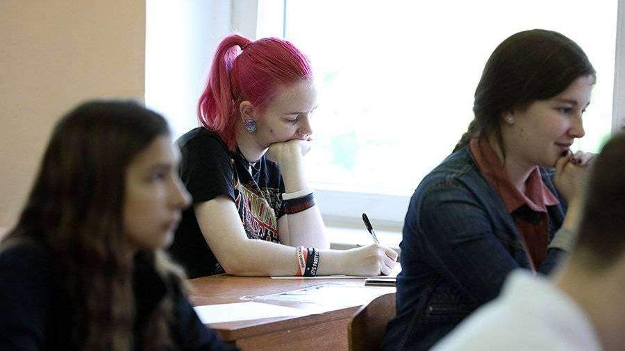 В Подмосковье внесли коррективы в экзамены школьников
