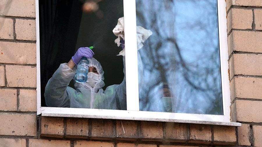 В Ленобласти 14 человек из нелегального хостела проверяют на COVID-19