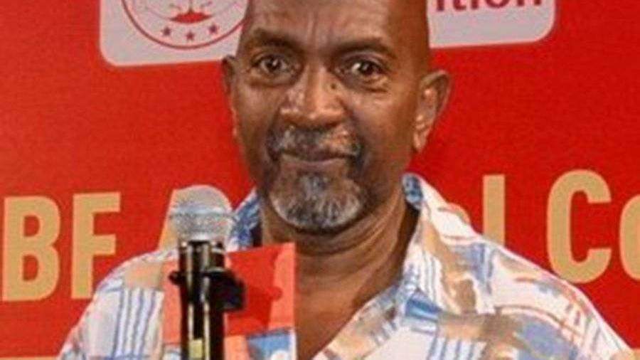 Рефери боя Леннокса Льюиса и Майка Тайсона умер от коронавируса