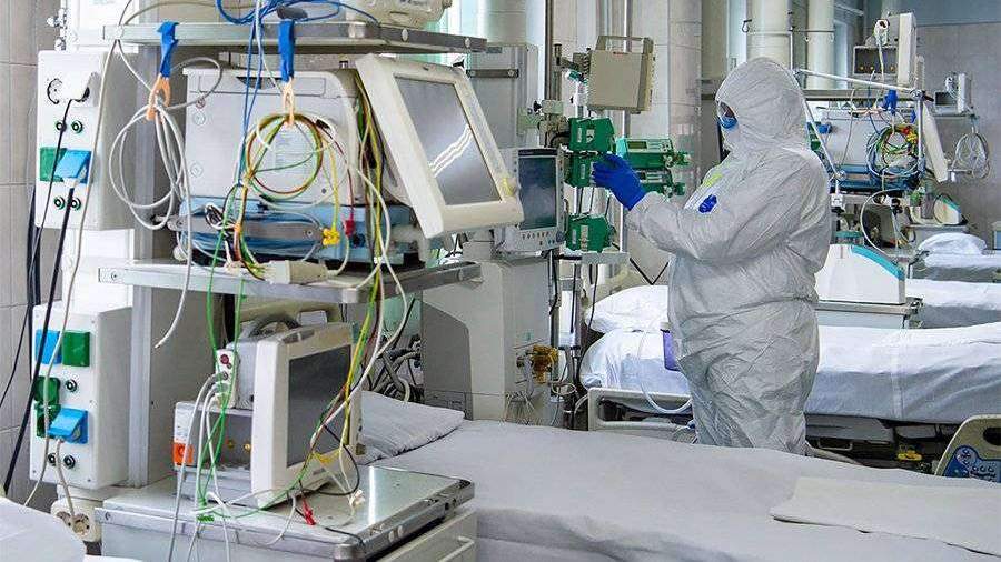 Попова выразила надежду, что рост заболеваний коронавирусом продлится не более недели
