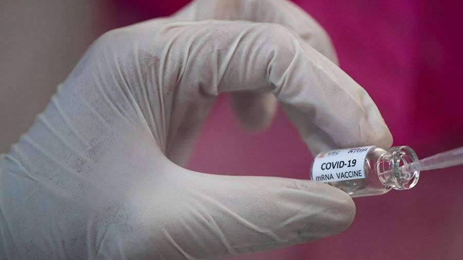 Названа опасность скорого внедрения вакцины от коронавируса
