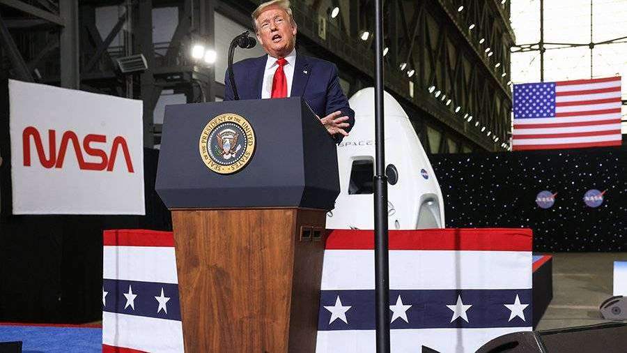 Трамп рассказал о будущем космической отрасли после пуска Crew Dragon
