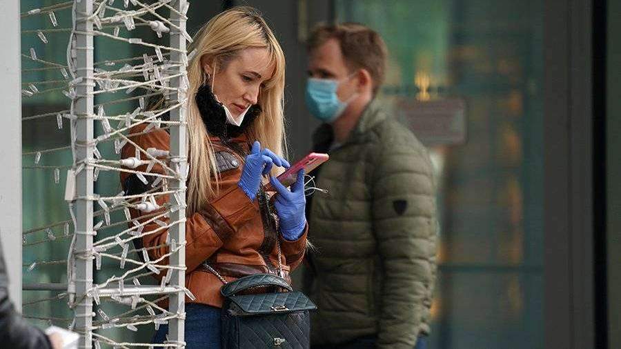 Перчаточный режим может привести к нехватке средств защиты для медиков