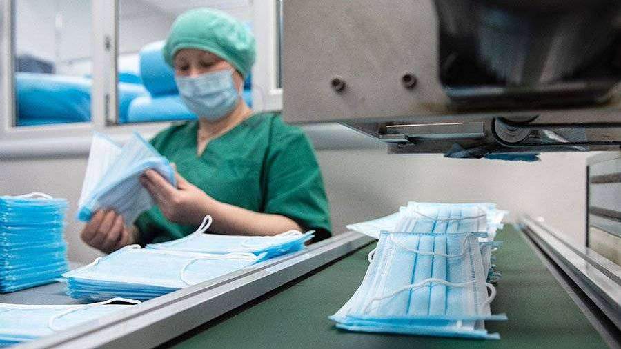 Минтруд предложил разрешить компаниям тратить страховые взносы на закупку масок