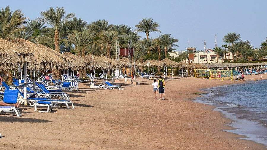 Туристам в Египте запретили выезжать за пределы курортных зон