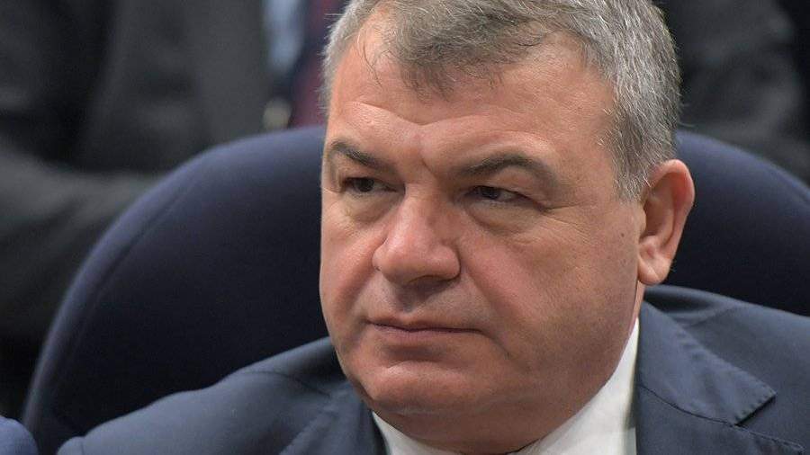 Анатолий Сердюков