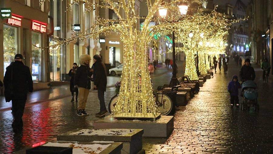 Синоптики объяснили причины отсутствия солнца в Москве