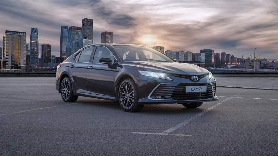 В России начались продажи обновленного седана Toyota Camry 1 b7a3c7c7 f129 4fcd 9509 51d79728fab8 В России начались продажи обновленного седана Toyota Camry