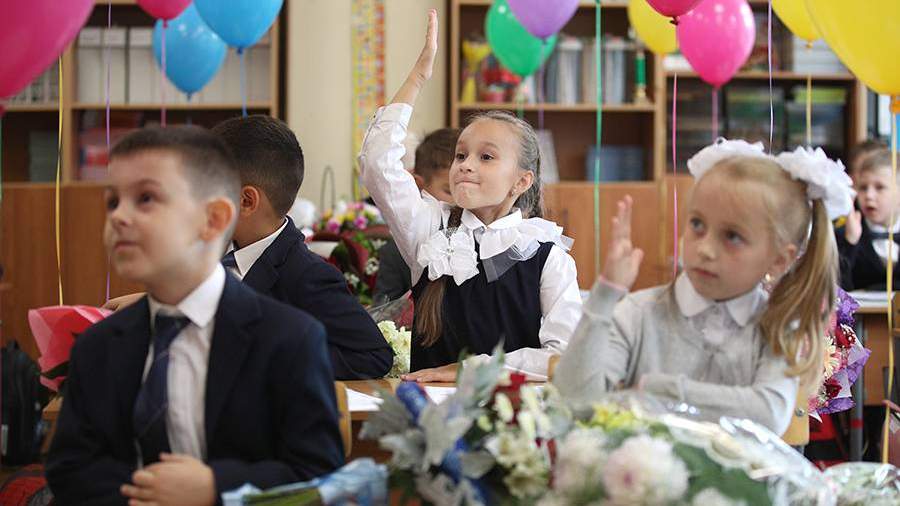 Собянин сообщил об отсутствии планов на удаленное обучение в школах
