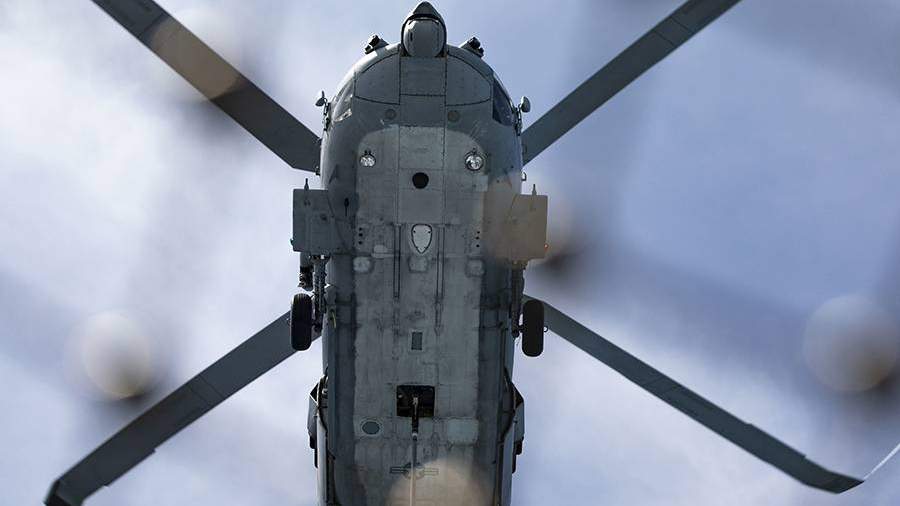 Пять членов экипажа упавшего вертолета ВМС США объявлены погибшими