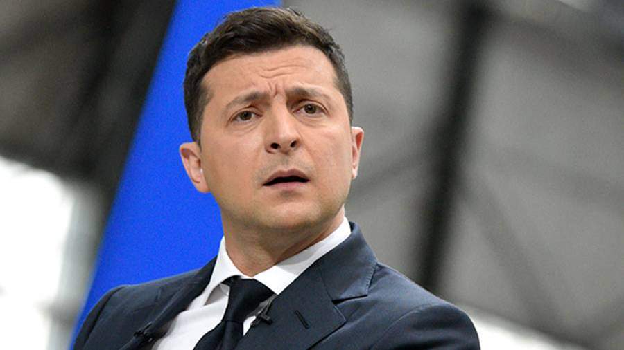 Зеленский рассказал об уговорах дочери не идти на второй срок