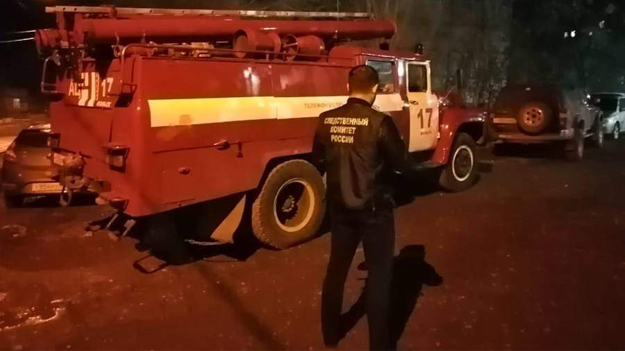 Два человека погибли при пожаре в многоквартирном доме под Саратовом