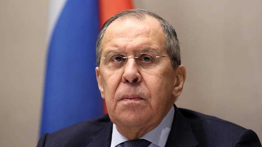 ФРГ превращается в подобие «Четвертого рейха» – Лавров