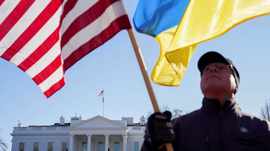 Bloomberg по ошибке объявило о вторжении на Украину Новости мира Известия 05.0