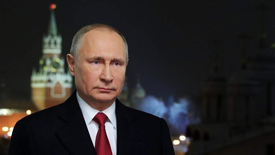 Новогоднее обращение президента: о чем в канун 2022 года говорил Владимир Путин?