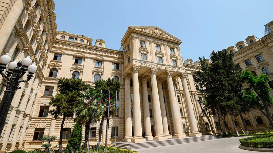 Azerbaijani diplomatic mission completely suspended work in Tehran