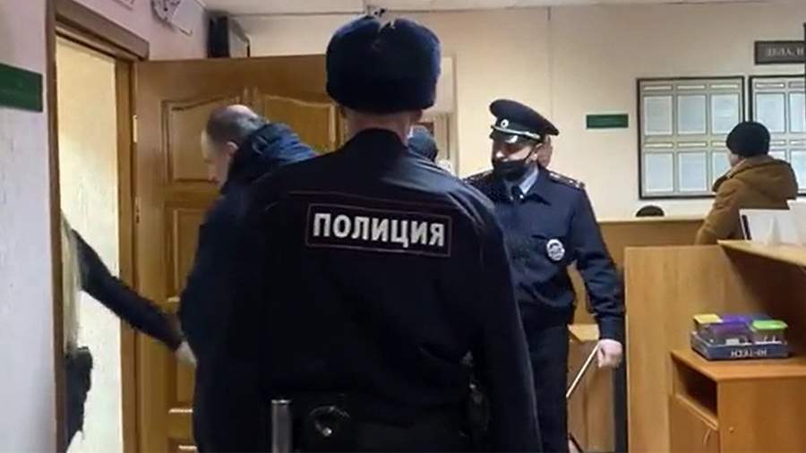 голые омск В Омске осудили покрывавшего интим-салон бывшего начальника полиции |  Новости общества | Известия | 23.01.2023