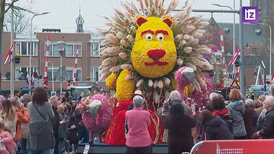 Flower parade held in the Netherlands Pledge Times