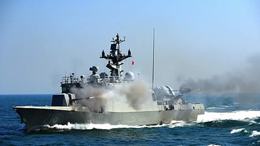 South Korean Navy fires warning shots at North Korean patrol boat