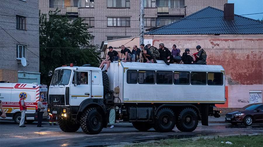 На спасателей в Новой Каховке сбросили взрывное устройство Новости общества Изве
