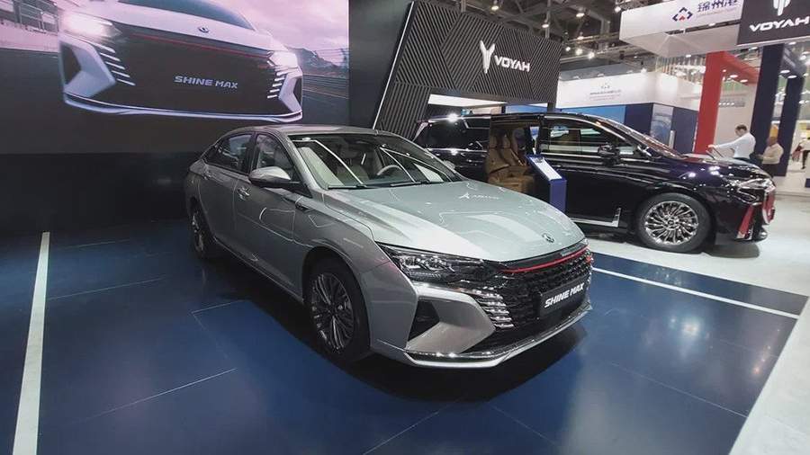 Dongfeng седан 2022