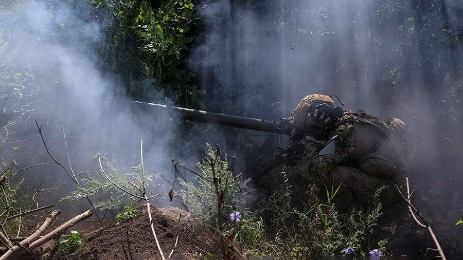 Экс-глава МО Украины предложил критикам ВСУ участвовать в боевых действиях Новос