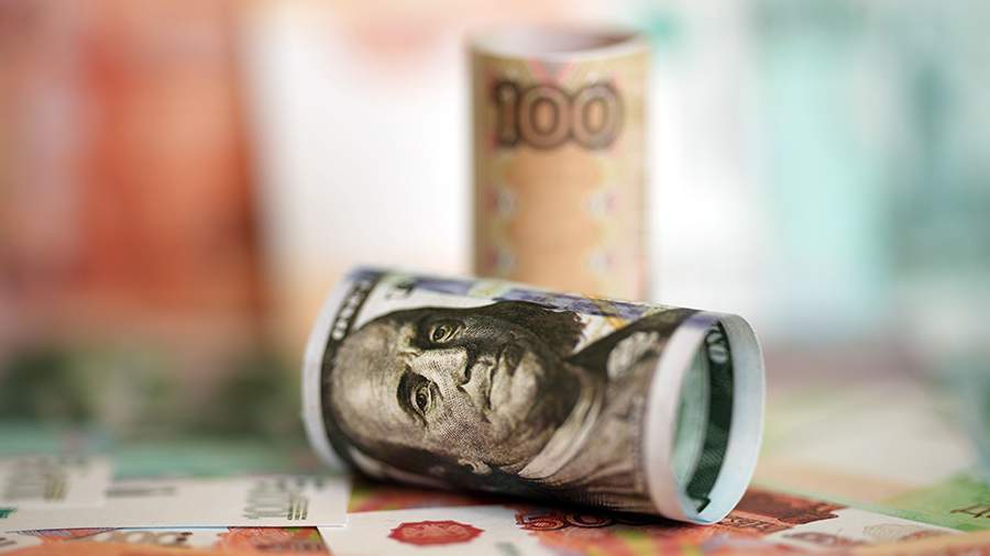 Экономист Зубец: курс доллара может опуститься до 80 рублей