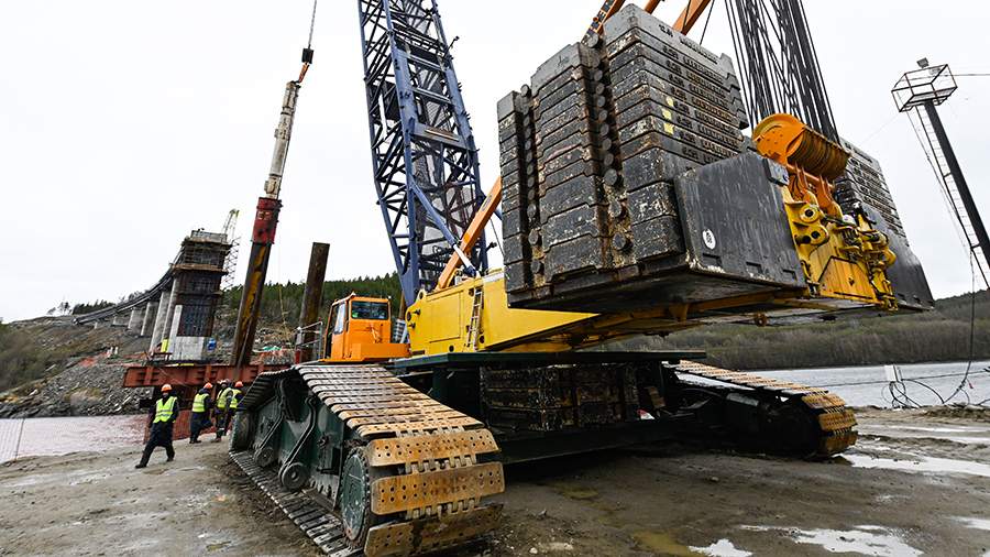 Мост через реку Лену в Якутии достроят до 2028 года Мост через реку Лену в Якутии достроят до 2028 года