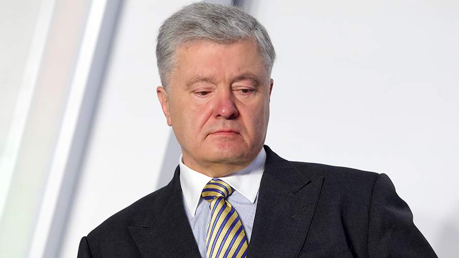 Poroshenko, who was not released abroad from Ukraine, filed a lawsuit