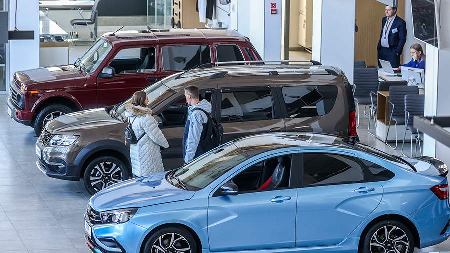 Полная статистика продаж автомобилей в России год