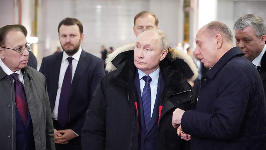Путин назвал Карлсона, избравшего тактику терпеливого слушателя, опасным человеком