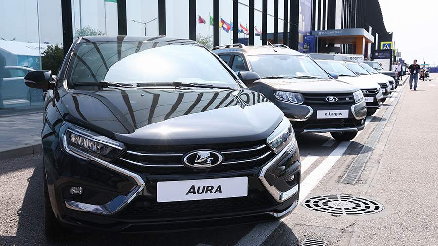 Покажи фото лада аура Новую Lada Aura задействуют для перевозки делегатов ПМЭФ-2024 Новости авто Извес