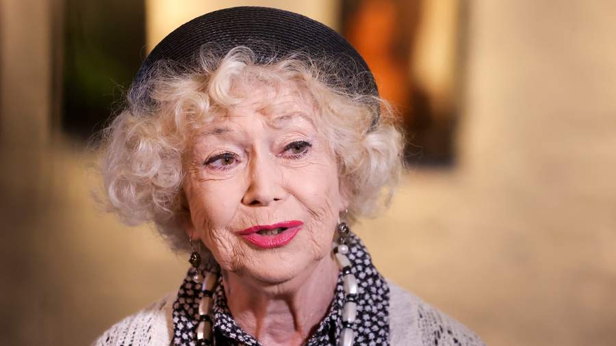 шұлықтардағы жеке порно фотосуреттер