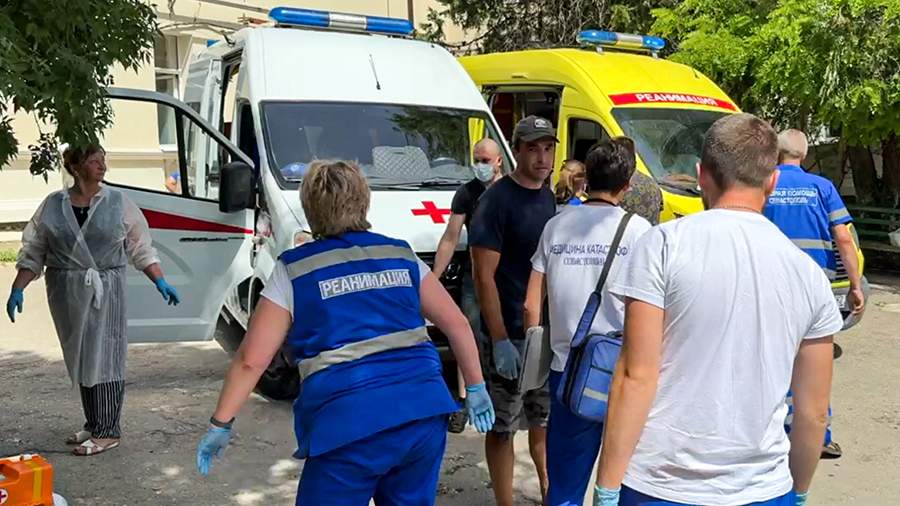 Минздрав: бригада врачей федеральных медцентров направлена в Севастополь