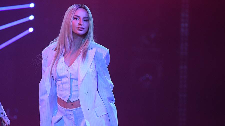 Российская певица Анна Асти внесена в базу данных «Миротворца»