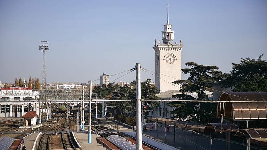 Ряд поездов в Крым и из него задерживаются на время от 1,5 до 4,5 часа