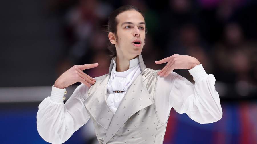 Гуменник застрял по пути в отель в Олимпийской деревне из-за поломки автобуса