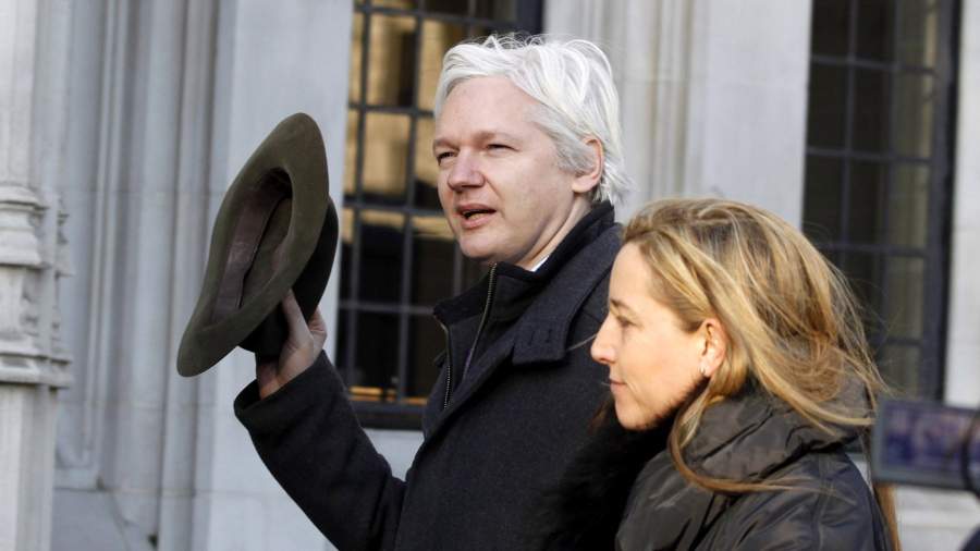 Основатель WikiLeaks Джулиан Ассанж во время слушания дела в Верховном суде Великобритании в Лондоне. 2 февраля 2012 года