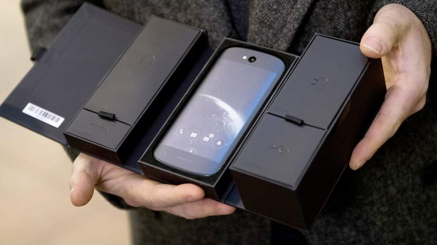 Смартфон YotaPhone 2