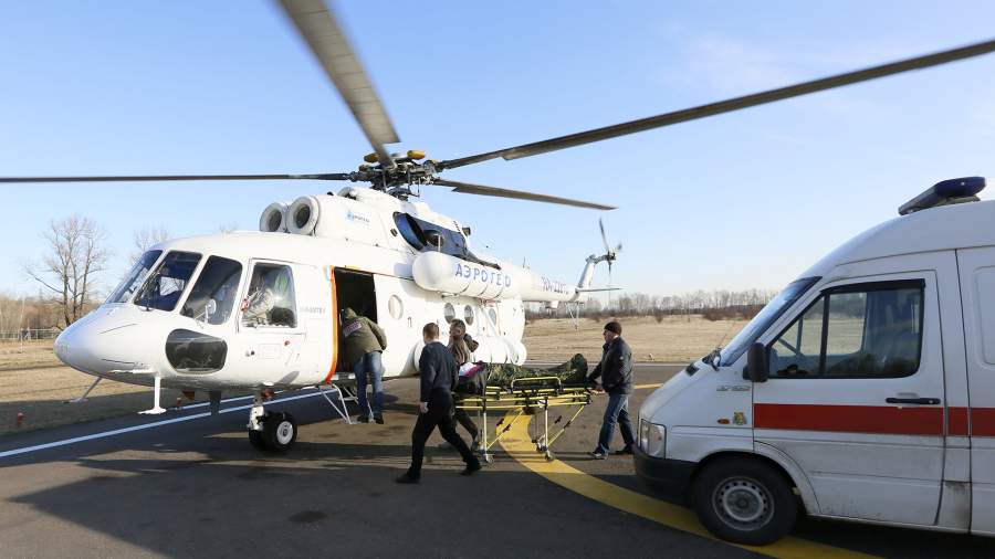 вертолет Ми-8 пациент скорая помощь