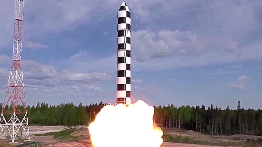 Испытания тяжелой жидкостной МБР «Сармат» российского ракетного комплекса наземного шахтного базирования РС-28 «Сармат»
