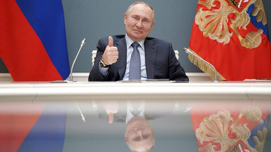 Президент РФ Владимир Путин совместно с президентом Турции Реджепом Тайипом Эрдоганом в формате видеоконференции принимает участие в торжественной церемонии по случаю начала сооружения третьего энергоблока АЭС «Аккую» в турецкой провинции Мерсин