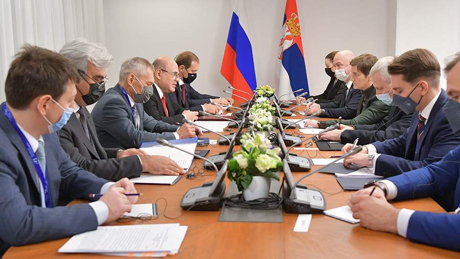 Михаил Мишустин и премьер-министр Сербии Ана Брнабич во время переговоров