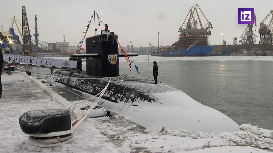 В Балтийском море прошли масштабные учения ВМФ России | Видео | Известия | 