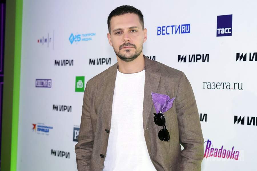 Сербский актёр Милош Бикович