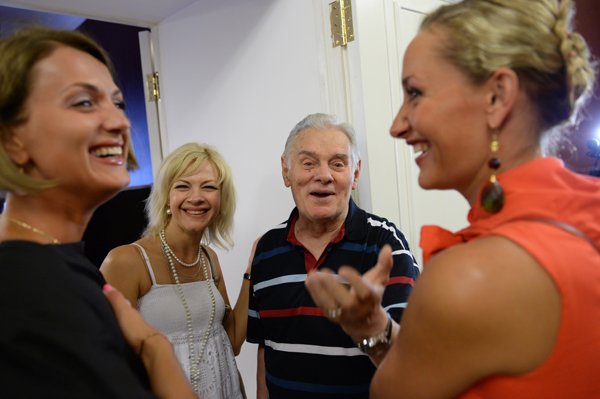 Олег Меньшиков: «Молодых надо не учитывать, на них нужно рассчитывать»